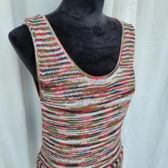 NWOT Rocks & Indigo Sweater Tank Top Sleveless Retro Fringe Multi Color XS - Picture 8 of 9